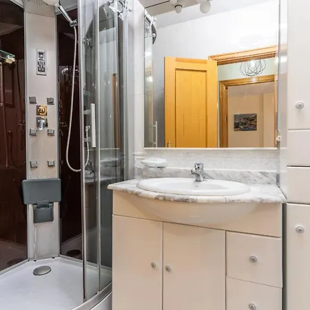 Casa Eloriou -