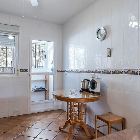 Casa Eloriou - *